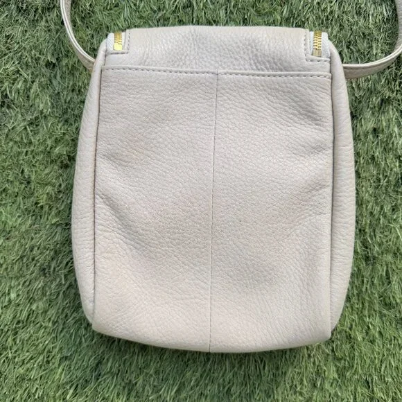 Hobo Fern Beige Leather Crossbody Bag EUC - Picture 3 of 5